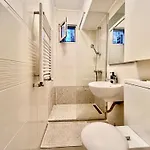 Calea Victoriei Luxe - Elegant With Balcony * بوخارست