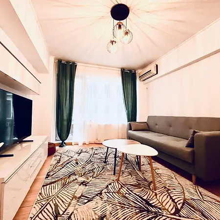 Calea Victoriei Luxe - Elegant With Balcony