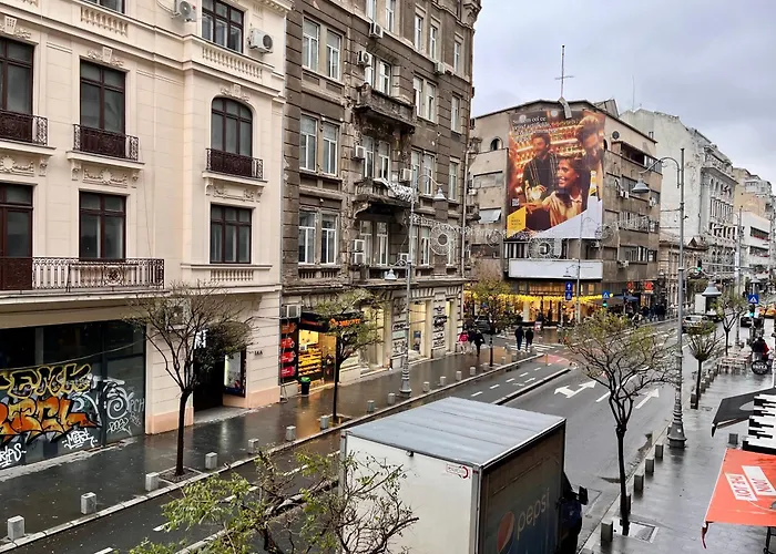 شقة Calea Victoriei Luxe - Elegant With Balcony *